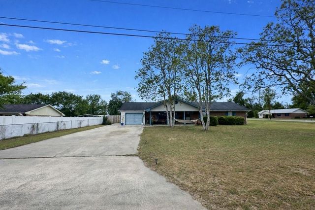 131 Fawn Lane, Blackshear, GA 31516