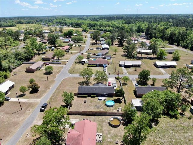 131 Fawn Lane, Blackshear, GA 31516