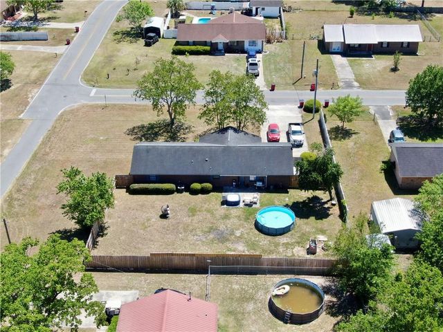 131 Fawn Lane, Blackshear, GA 31516