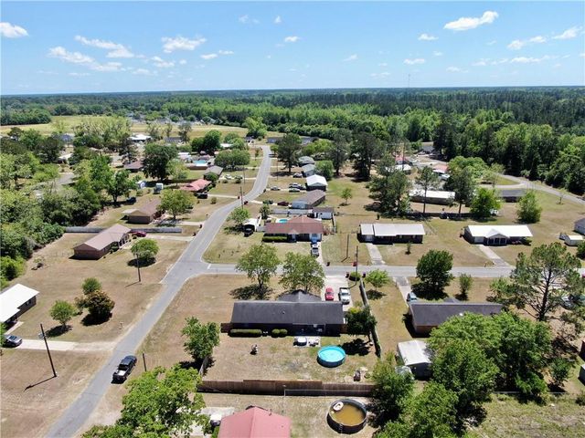131 Fawn Lane, Blackshear, GA 31516