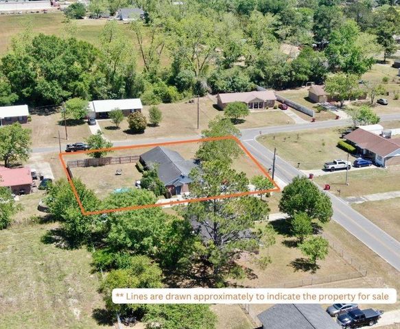 131 Fawn Lane, Blackshear, GA 31516