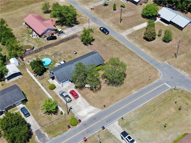 131 Fawn Lane, Blackshear, GA 31516