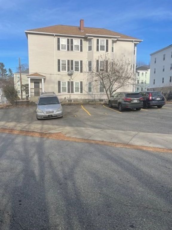 9 Moen 2, Worcester, MA 01605