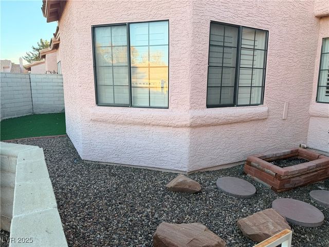 628 Cervantes Drive, Henderson, NV 89014