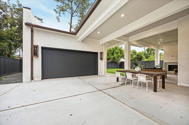 830 Azalea Street, Houston, TX 77018