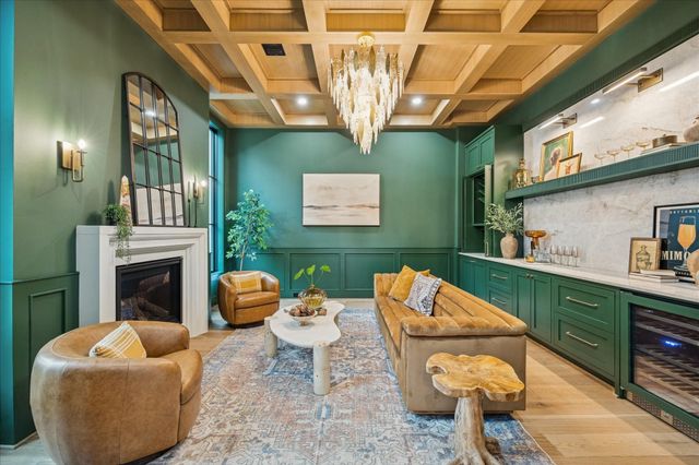 830 Azalea Street, Houston, TX 77018