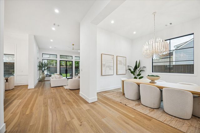 830 Azalea Street, Houston, TX 77018