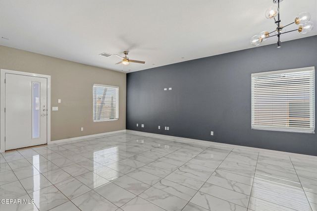 125 VIA ROJAS Drive, Horizon City, TX 79928