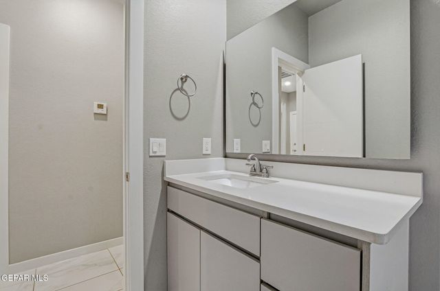 125 VIA ROJAS Drive, Horizon City, TX 79928