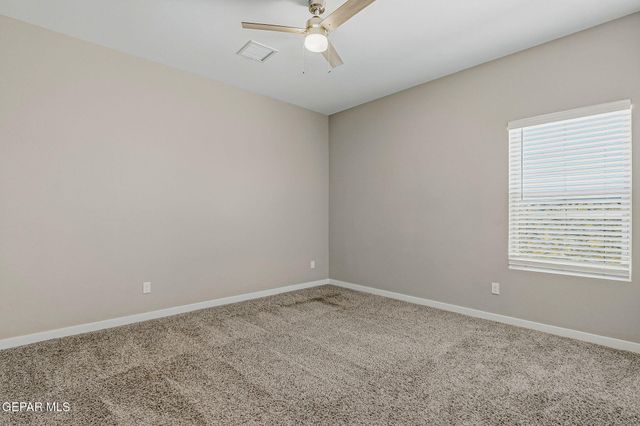 125 VIA ROJAS Drive, Horizon City, TX 79928