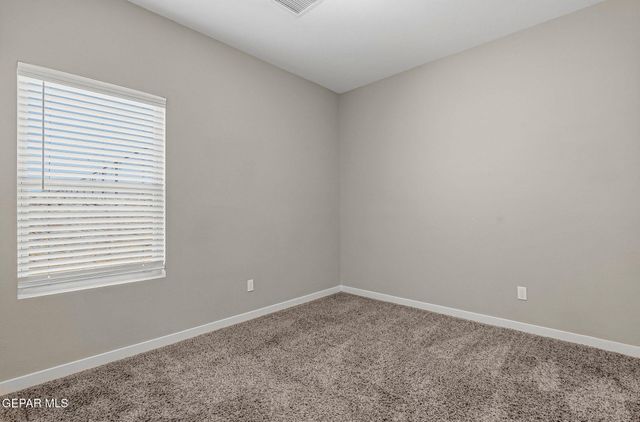 125 VIA ROJAS Drive, Horizon City, TX 79928