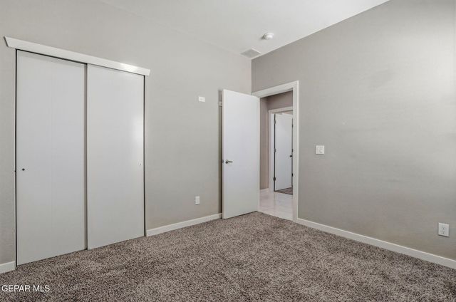 125 VIA ROJAS Drive, Horizon City, TX 79928