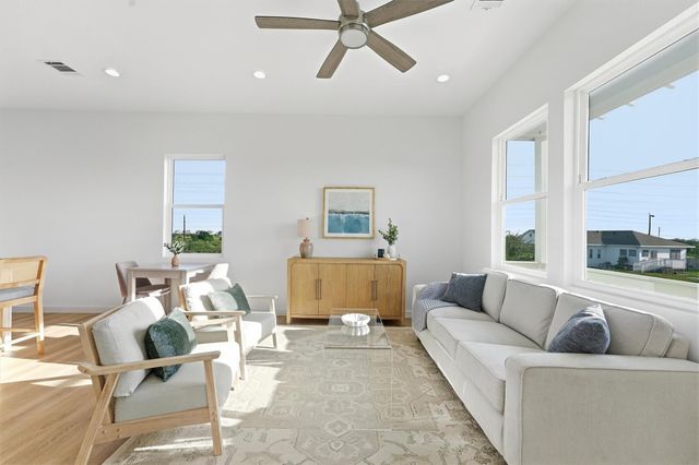 3611 West Jean Drive, Galveston, TX 77554