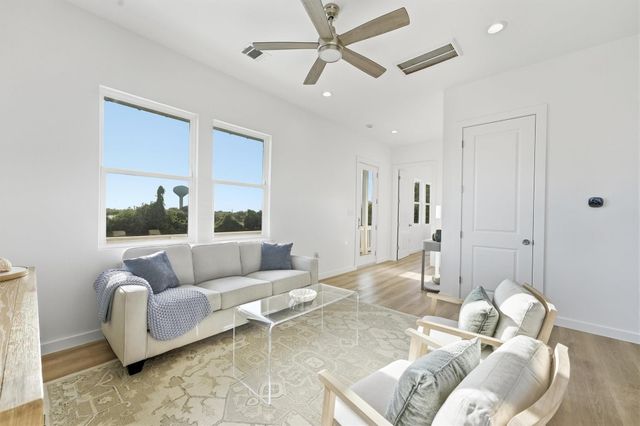 3611 West Jean Drive, Galveston, TX 77554