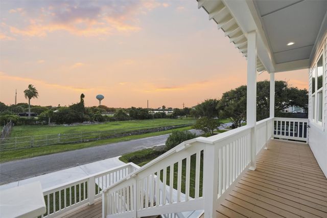 3611 West Jean Drive, Galveston, TX 77554