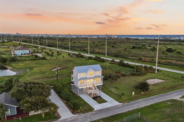 3611 West Jean Drive, Galveston, TX 77554