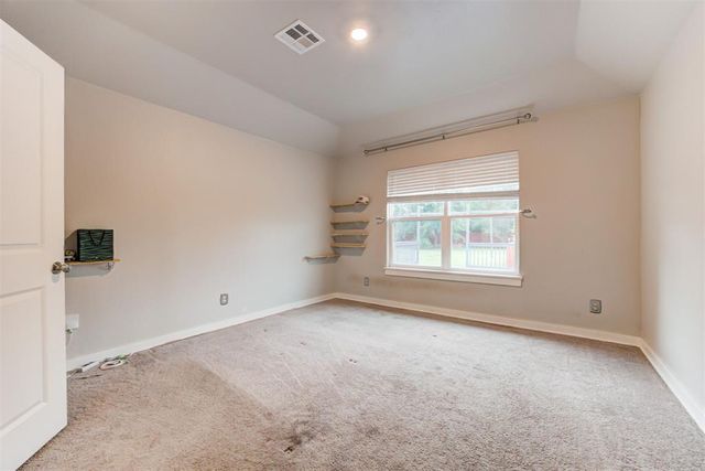 1430 Lakeview Drive, Edmond, OK 73034