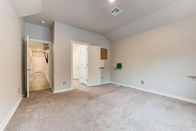 1430 Lakeview Drive, Edmond, OK 73034