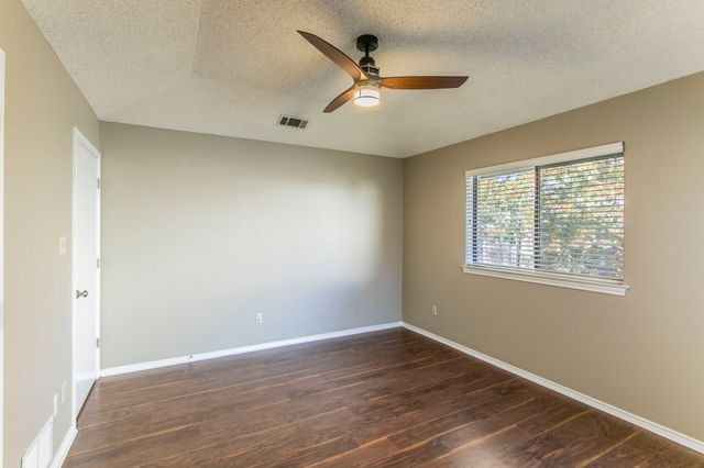 1915 Rosebud Court, Flower Mound, TX 75028