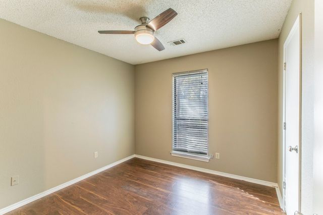 1915 Rosebud Court, Flower Mound, TX 75028