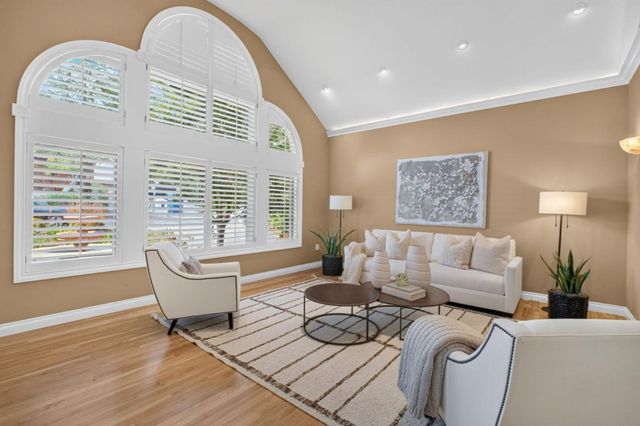 1394 Hillcrest Drive, San Jose, CA 95120