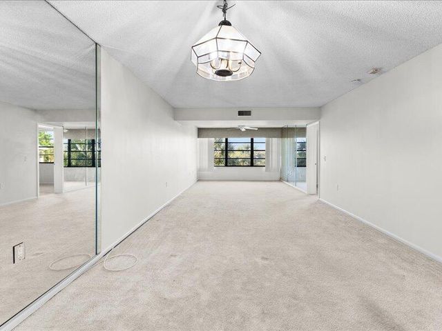 3501 Village Boulevard 406, West Palm Beach, FL 33409