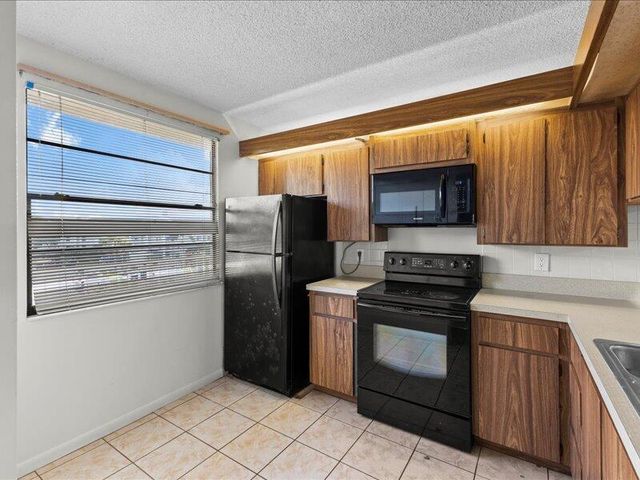 3501 Village Boulevard 406, West Palm Beach, FL 33409