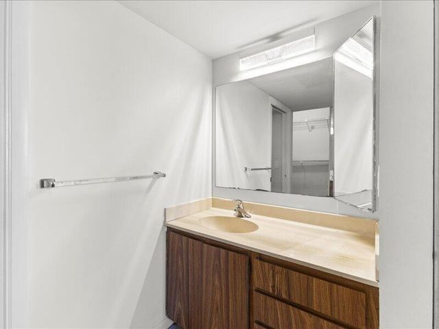 3501 Village Boulevard 406, West Palm Beach, FL 33409