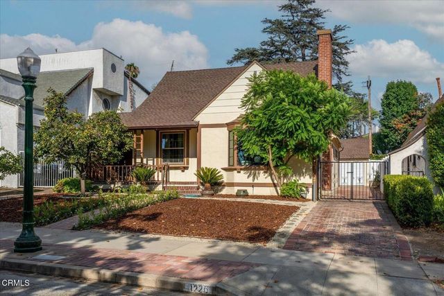 1226 Carmen Drive, Glendale, CA 91207