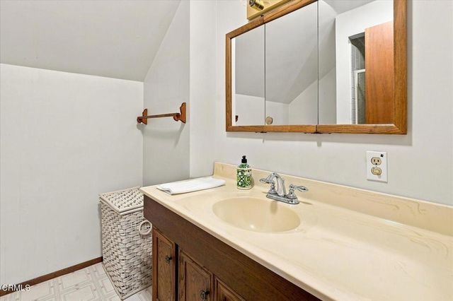 1226 Carmen Drive, Glendale, CA 91207