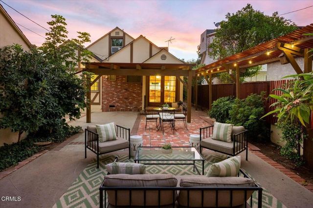 1226 Carmen Drive, Glendale, CA 91207