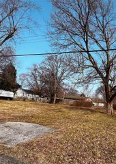 316 W Zupan Street, Maryville, IL 62062