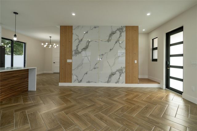 12905 WORCHESTER AVENUE, Tampa, FL 33624