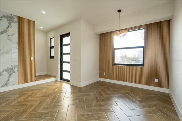 12905 WORCHESTER AVENUE, Tampa, FL 33624