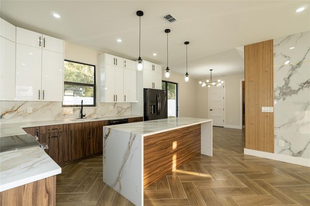 12905 WORCHESTER AVENUE, Tampa, FL 33624