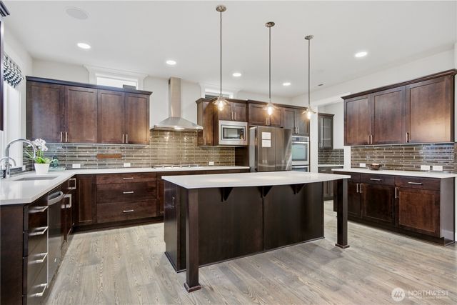 13638 NE 133rd Street, Kirkland, WA 98034