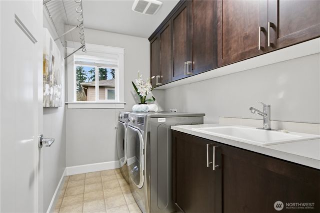 13638 NE 133rd Street, Kirkland, WA 98034