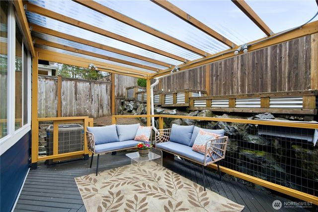 13638 NE 133rd Street, Kirkland, WA 98034