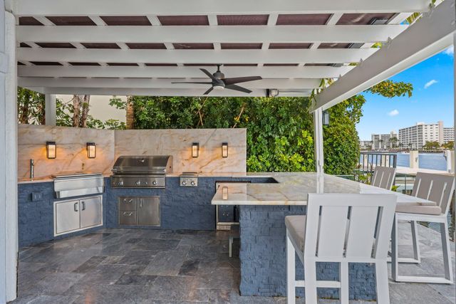 7188 NE 8th Drive, Boca Raton, FL 33487