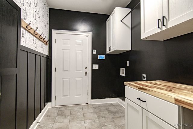 310 Sydney Drive S, Prattville, AL 36066