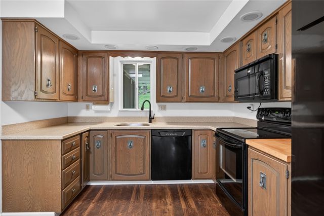 3808 Edinburg Dr, Murrysville, PA 15668