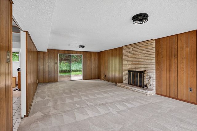 3808 Edinburg Dr, Murrysville, PA 15668