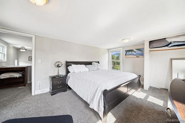 18849 Delaware Avenue, Redford, MI 48240
