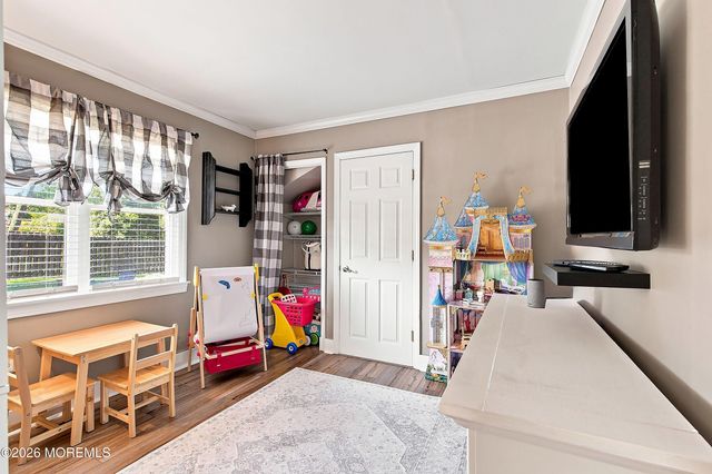 1 Fairway Drive, Toms River, NJ 08753