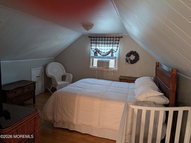 1 Fairway Drive, Toms River, NJ 08753