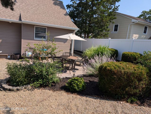 1 Fairway Drive, Toms River, NJ 08753