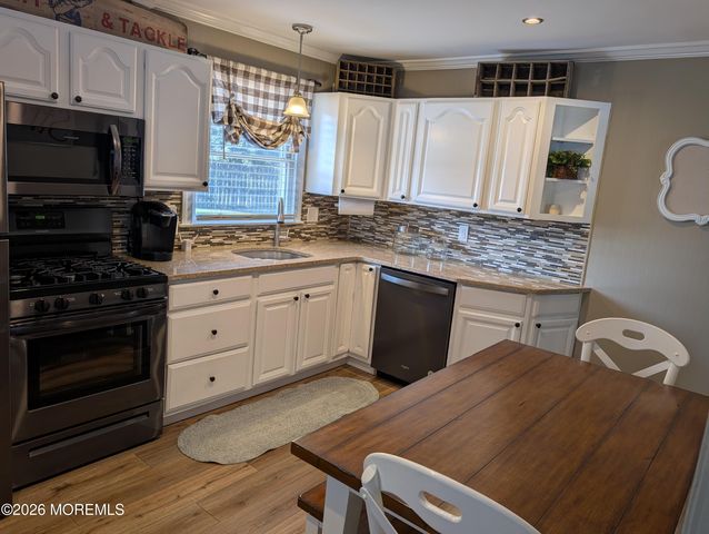 1 Fairway Drive, Toms River, NJ 08753