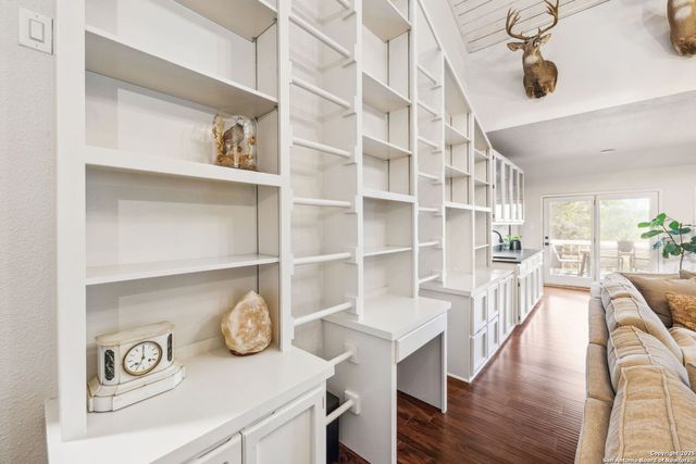 97 MISSION DR, New Braunfels, TX 78130