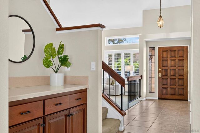 13056 Triumph, Poway, CA 92064