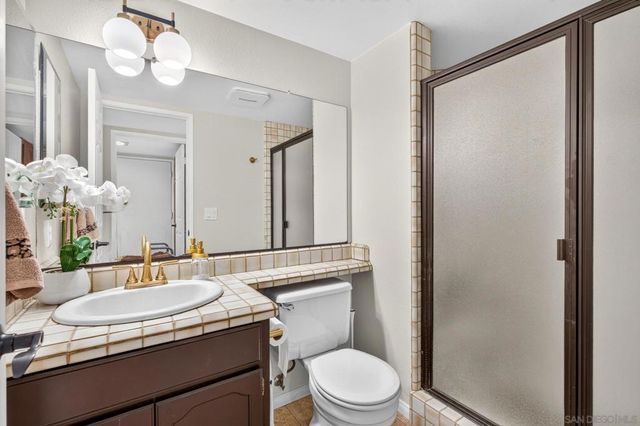 13056 Triumph, Poway, CA 92064
